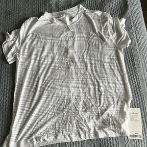 Lululemon all your boyfriend tee NWT 12